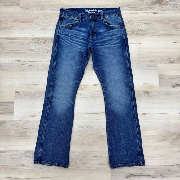 Retro Wrangler Women's Size 32” Cowboy Cut Slim Boot Leg Jeans Pants - Picture 3 of 6